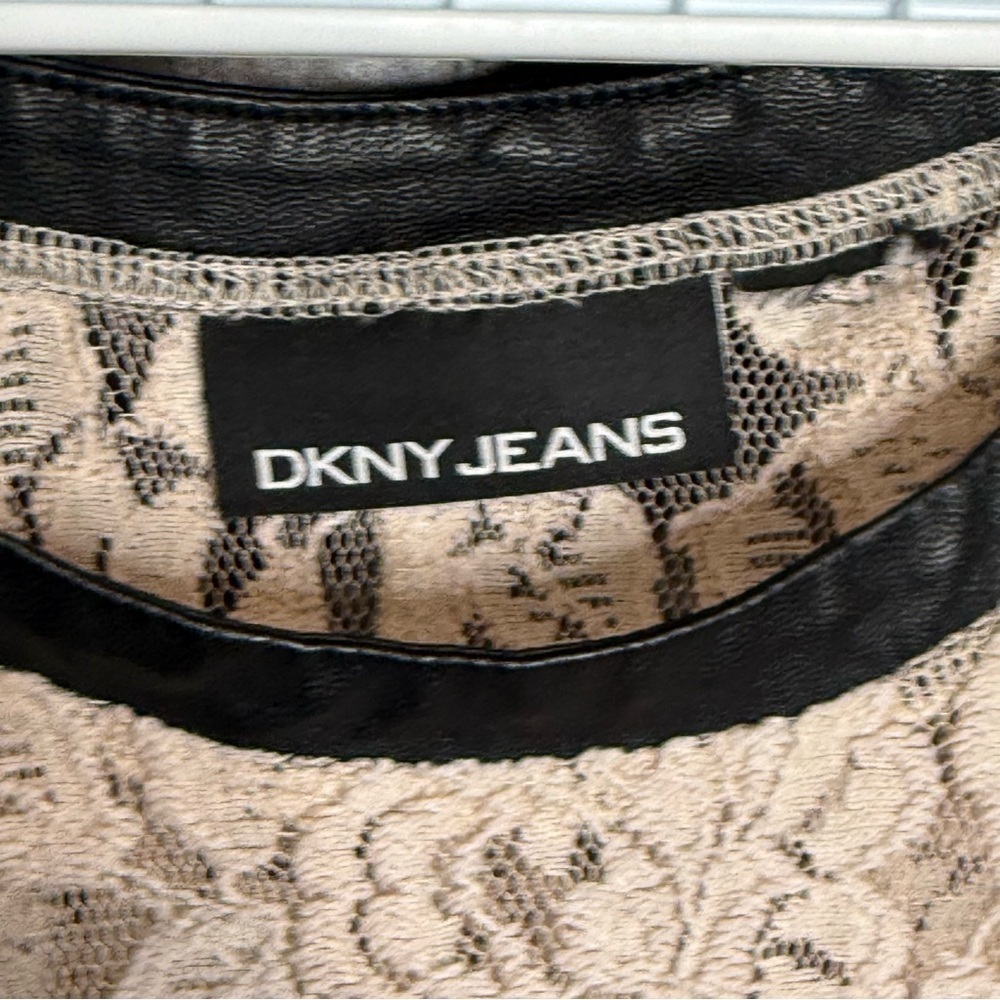 DKNY Jeans Lace long sleeve pleather trim ivory black zipper detail size L - Picture 3 of 6
